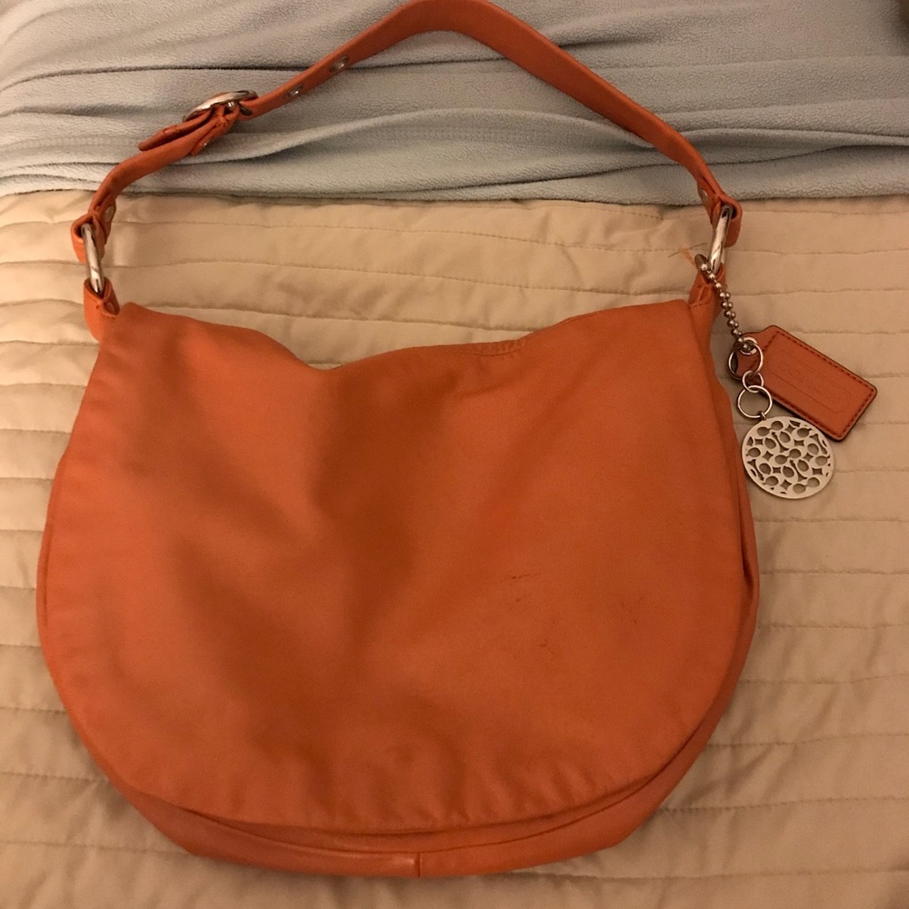 Coach leather shoulder bag